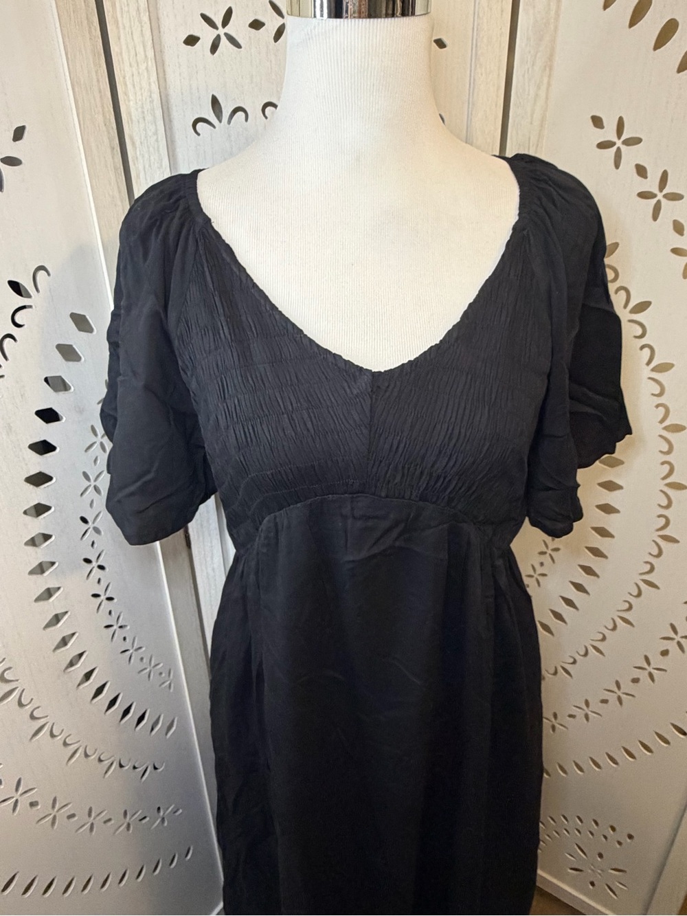 Black Short Sleeve Smocked Top Dress NWT